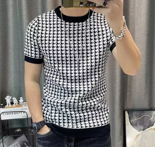 Trendy Elegant Men Polyester Tshirts